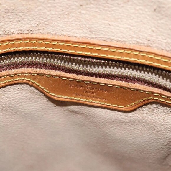 LOUIS VUITTON Monogram Bucket GM Shoulder Bag - Picture 14 of 16
